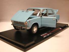 Lada  - 1971 baby blue - 1:18 - Ixo Ist Collection - ISTTDC1801b | Toms Modelautos