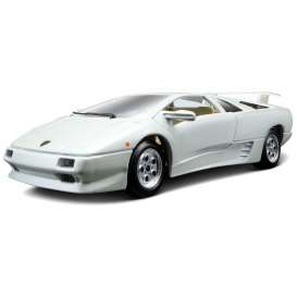 Lamborghini  - Diablo white - 1:24 - Bburago - 22086w - bura22086w | Toms Modelautos