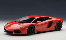 Lamborghini  - 2012 red - 1:18 - AutoArt - 74669 - autoart74669 | Toms Modelautos