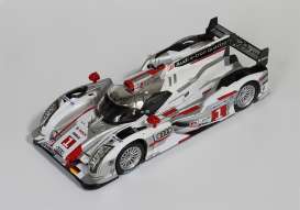 Audi  - 2012 silver/black - 1:43 - IXO Models - lm2012 - ixlm2012 | Toms Modelautos