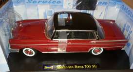 Mercedes Benz  - 1961 red/black - 1:18 - Revell - Germany - 8854 - revell8854 | Toms Modelautos