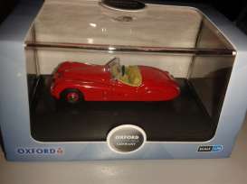 Jaguar  - red - 1:76 - Oxford Diecast - ox76xk120003 | Toms Modelautos