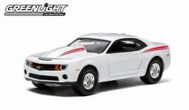 Chevrolet  - 2012 white with red stripes - 1:64 - GreenLight - 29785 - gl29785 | Toms Modelautos
