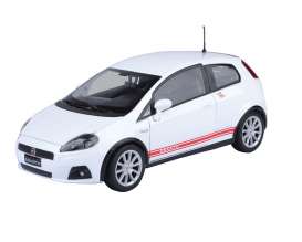 Fiat  - Abarth Grande Punto 2009 white - 1:24 - Motor Max - 73381 - mmax73381w | Toms Modelautos