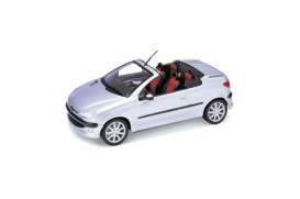 Peugeot  - 2008 silver - 1:18 - Welly - 19858s - welly19858s | Toms Modelautos
