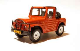Suzuki  - 1978 red - 1:43 - NEO Scale Models - 44005 - neo44005 | Toms Modelautos