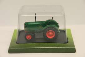 Oliver  - 1947 green - 1:43 - Magazine Models - TRoliver - magTRoliver | Toms Modelautos