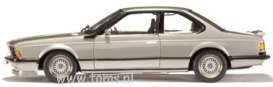 BMW  - 1982 metallic silver - 1:18 - AutoArt - 70526 - autoart70526 | Toms Modelautos
