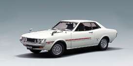 Toyota  - white - 1:18 - AutoArt - 78781 - autoart78781 | Toms Modelautos