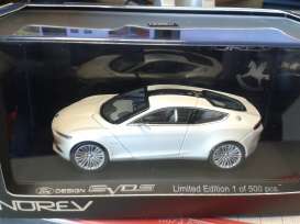 Ford  - 2012 pearl white - 1:43 - Norev - 270537 - nor270537 | Toms Modelautos