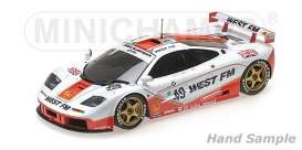 McLaren BMW - 1995 red/white - 1:18 - Minichamps - 530133549 - mc530133549 | Toms Modelautos