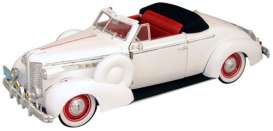 Buick  - 1938 white - 1:18 - Signature Models - sig18131w | Toms Modelautos