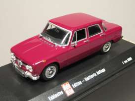 Alfa Romeo  - wine red - 1:43 - Minichamps - 403120903 - mc403120903 | Toms Modelautos