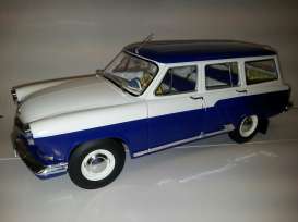 Volga GAZ - 1967 blue/ off white - 1:18 - Ixo Ist Collection - ixist18003b | Toms Modelautos
