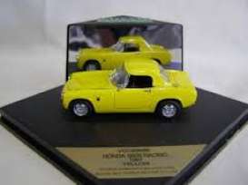 Honda  - 1967 yellow - 1:43 - Vitesse SunStar - vcc99066 | Toms Modelautos