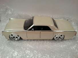 Lincoln  - 1963 white - 1:24 - Jada Toys - 90607w - jada90607w | Toms Modelautos