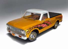 Chevrolet  - 1972 yellow - 1:18 - Highway 61 - hw50879 | Toms Modelautos