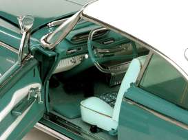 Plymouth  - 1960 turquoise metallic/white - 1:18 - SunStar - 5421 - sun5421 | Toms Modelautos