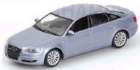 Audi  - 2004 silver - 1:43 - Minichamps - 400013000 - mc400013000 | Toms Modelautos