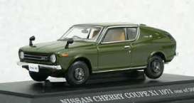 Nissan  - 1970 dark green - 1:43 - Ebbro - ebb43541 | Toms Modelautos