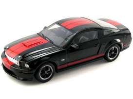 Shelby  - 2008 black/red - 1:18 - Shelby Collectibles - shelby294 | Toms Modelautos