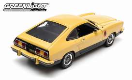 Ford  - 1976 yellow/black - 1:18 - GreenLight - 12889 - gl12889 | Toms Modelautos