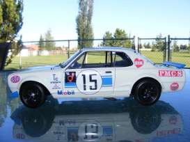 Nissan  - 1973 white/blue - 1:64 - Kyosho - 6022A - kyo6022A | Toms Modelautos