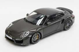 Porsche  - 2013 grey - 1:18 - Porsche - Porsche0210300E | Toms Modelautos