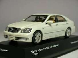 Toyota  - 2001 white pearl - 1:43 - J Collection - jc31006wp | Toms Modelautos