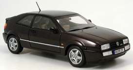 Volkswagen  - 1993 black - 1:18 - Revell - Germany - 8877 - revell8877 | Toms Modelautos