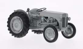Massey Ferguson - grey - 1:18 - Schuco - 0104 - schuco0104 | Tom's Modelauto's Massey Ferguson - grey - 1:18 - Schuco - 0104 - schuco0104 | Tom's Modelauto's