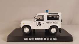 Land Rover - 1998 white - 1:43 - Magazine Models - cara024 - magcara024 | Tom's Modelauto's Land Rover - 1998 white - 1:43 - Magazine Models - cara024 - magcara024 | Tom's Modelauto's