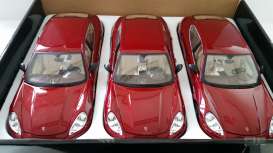 Porsche  - 2013 red - 1:18 - MZ Model - MZ2017CR | Toms Modelautos