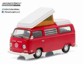 Volkswagen  - 1968 red - 1:64 - GreenLight - 29835 - gl29835 | Toms Modelautos