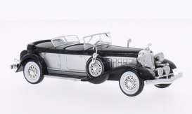 Chrysler  - 1933 silver/black - 1:43 - Whitebox - 114 - WB114 | Toms Modelautos