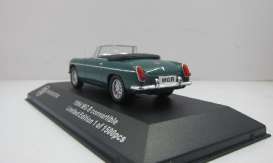 MG  - 1964 green - 1:43 - Triple9 Premium - T9P10002 | Toms Modelautos