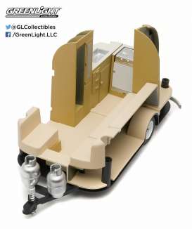 Airstream  - Bambi silver - 1:24 - GreenLight - 18224 - gl18224 | Toms Modelautos