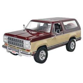 Dodge  - Ramcharger 1980  - 1:24 - Revell - US - 4372 - revell4372 | Toms Modelautos