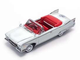 Plymouth  - 1960 oyster white - 1:18 - SunStar - 5403 - sun5403 | Toms Modelautos