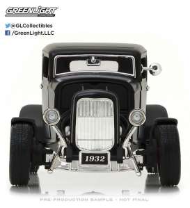 Ford  - Hot Rod Custom 1932 matt black - 1:18 - GreenLight - 12975 - gl12975 | Toms Modelautos