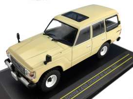 Toyota  - Landcruiser 1982 beige  - 1:43 - First 43 - F43-072 | Toms Modelautos