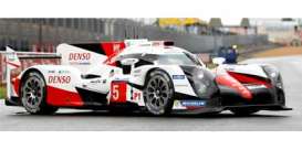 Toyota  - 2016 red/white/black - 1:43 - Spark - s5102 - spas5102 | Toms Modelautos
