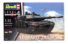 Krauss-Maffei  - 1:35 - Revell - Germany - 03243 - revell03243 | Toms Modelautos