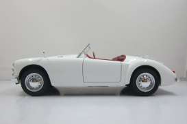 MG  - 1961 white - 1:18 - Triple9 Collection - 1800164 - T9-1800164 | Toms Modelautos