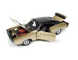 Dodge  - Charger R/T 1970 gold - 1:18 - Auto World - AMM1077 | Toms Modelautos