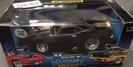 Chevrolet  - 1969 black - 1:18 - Muscle Machines - musm61188bk | Toms Modelautos