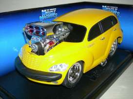 Chrysler  - 1900 yellow - 1:18 - Muscle Machines - musm61186y | Toms Modelautos