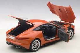 Jaguar  - 2015 orange metallic - 1:18 - AutoArt - 73653 - autoart73653 | Toms Modelautos
