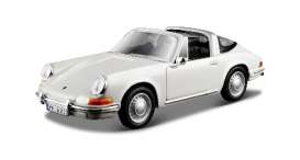 Porsche  - 1967 white - 1:32 - Bburago - 43214w - bura43214w | Toms Modelautos