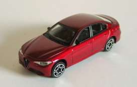 Alfa Romeo  - Giulia 2016 red - 1:43 - Bburago - 30329r - bura30329r | Toms Modelautos